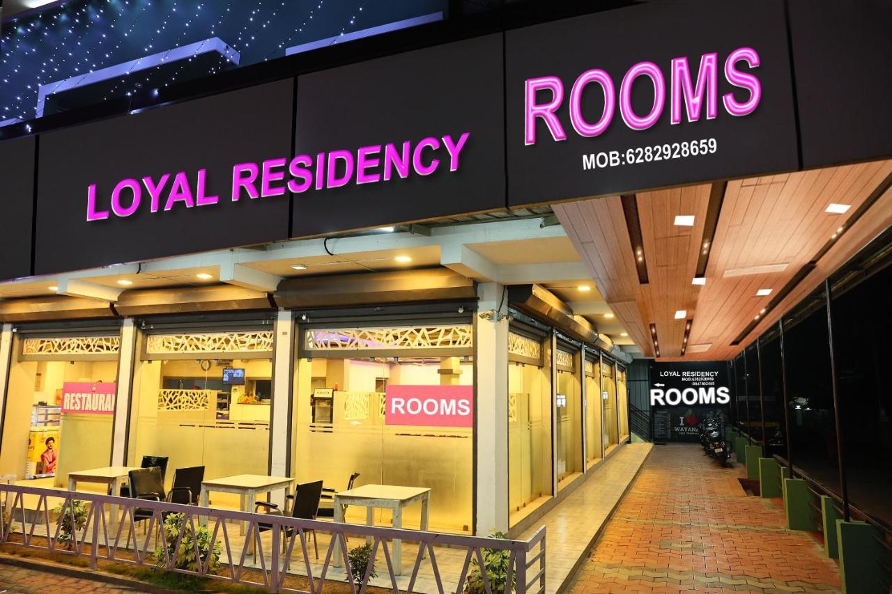 Bed and Breakfast Loyal Residency Sultan Bathery Esterno foto