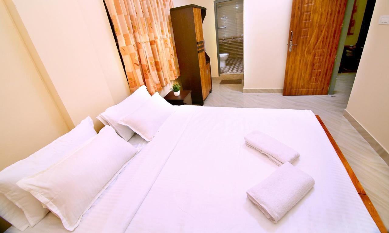 Bed and Breakfast Loyal Residency Sultan Bathery Esterno foto