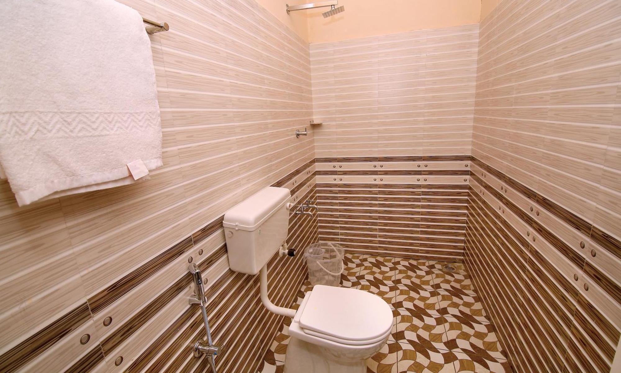 Bed and Breakfast Loyal Residency Sultan Bathery Esterno foto
